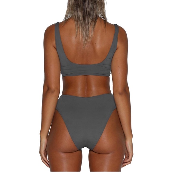 ✨NEW PRICE✨ zip crop bathing suit - Picture 3 of 3